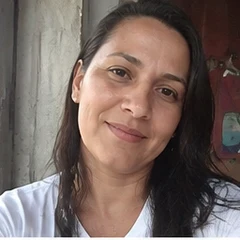 Rosângela T.